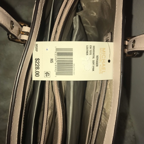 NWT Michael Kors Tote - Picture 5 of 6